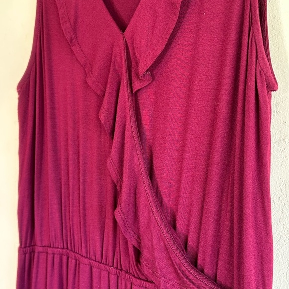 Apt. 9 Wine/Burgundy V-Neck Ruffle Sleeveless Maxi Dress with Side Slit Sz L - Picture 6 of 13